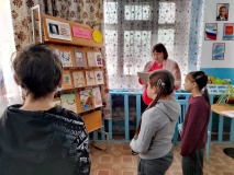 Обзор книжной выставки «Талант, отданный детям»