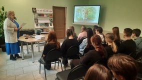 Поэтический час «Певец страны березового ситца»