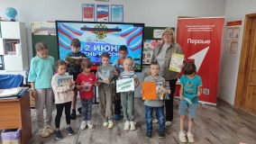 Познавательно – патриотический час «Я люблю тебя, Россия»