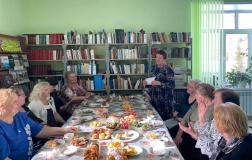 Праздничная программа «Будьте счастливы всегда!»