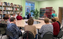 Встреча с поэтом "Родина у нас одна"