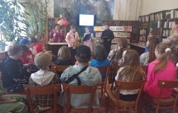 Литературный праздник "Лето, книга, я - лучшие друзья"