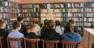 Познавательный час "Моей страны многоголосье"