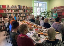 Праздничная программа «Будьте счастливы всегда!»