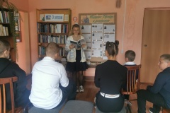 Литературный час «Мне нельзя без России»