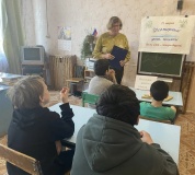 Поэтический час  «Весенние капельки стихов»