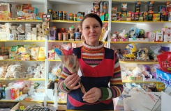Акция-поздравление «Дарите женщинам улыбку»