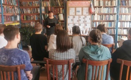 Познавательный час «Путешествие к малым народам России»