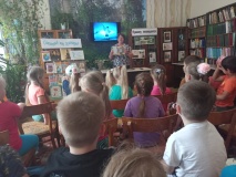 Литературно – игровой час «Сказочный мир Лукоморья»