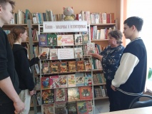 Книжная выставка «Кошки – загадочные и неповторимые»