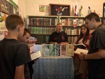 Информационный час " В шутку и всерьез"
