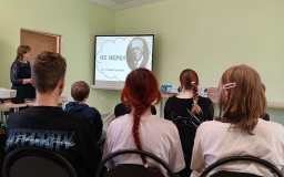 Час искусства "Театра мир откроет свои двери"