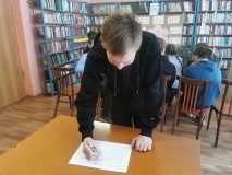 Познавательный час "Моей страны многоголосье"