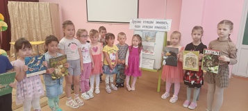 Экологический час «Трудно птицам зимовать, надо птицам помогать»