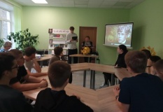 Литературная гостиная «Отговорила роща золотая …»